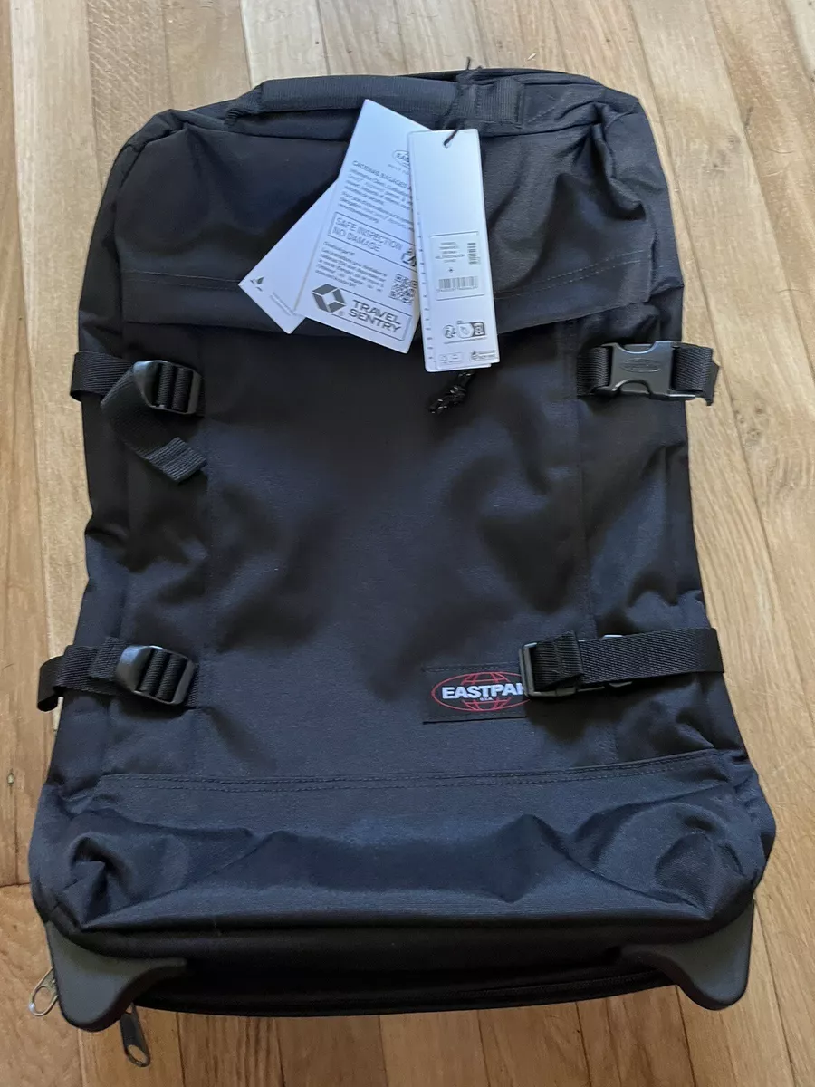 Eastpak TRANVERZ (Small) Cabin Bag Size