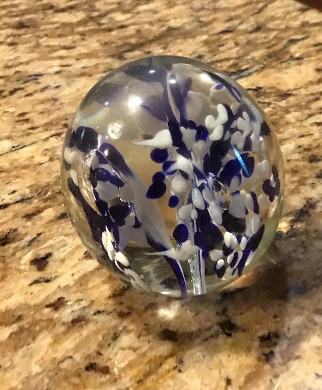 Vintage Hand Blown Glass Art Glass Round Paperweight  White Blue Made India EUC