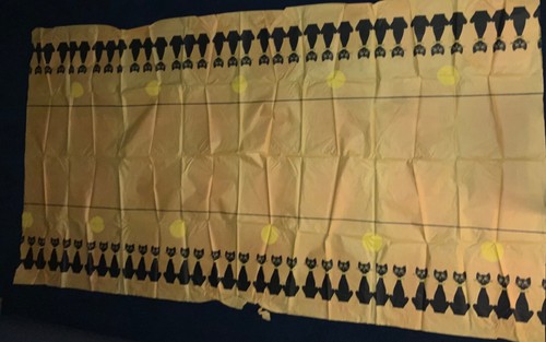 VINTAGE LARGE HALLOWEEN REED’S CREPE PAPER TABLECLOTH - MODERN CATS! - Picture 2 of 6