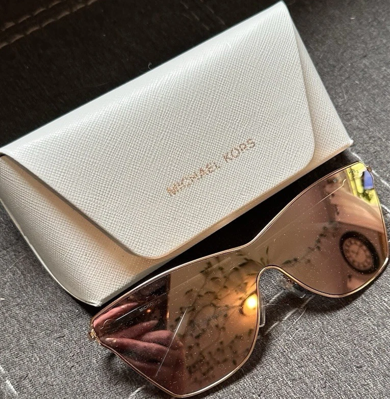 Michael Kors Women display picture 2