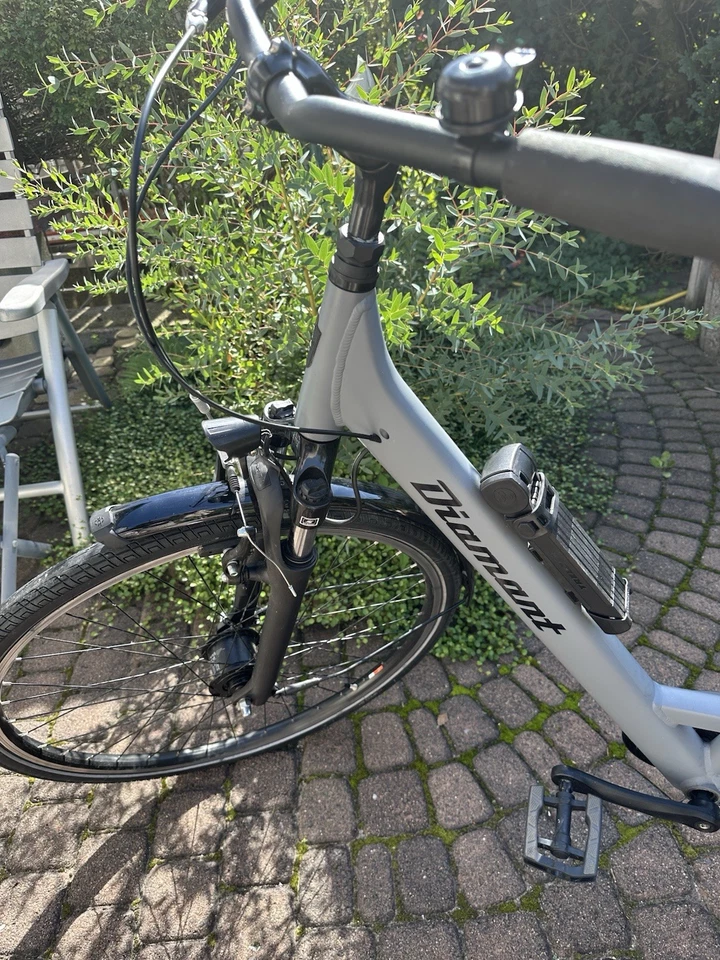 Diamant Achat Wave Fahrrad Rahmengröße S 45 cm graphitgrau Np 859€ wie neu, - Bild 3 von 4