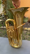 Tuba Holton BB663R