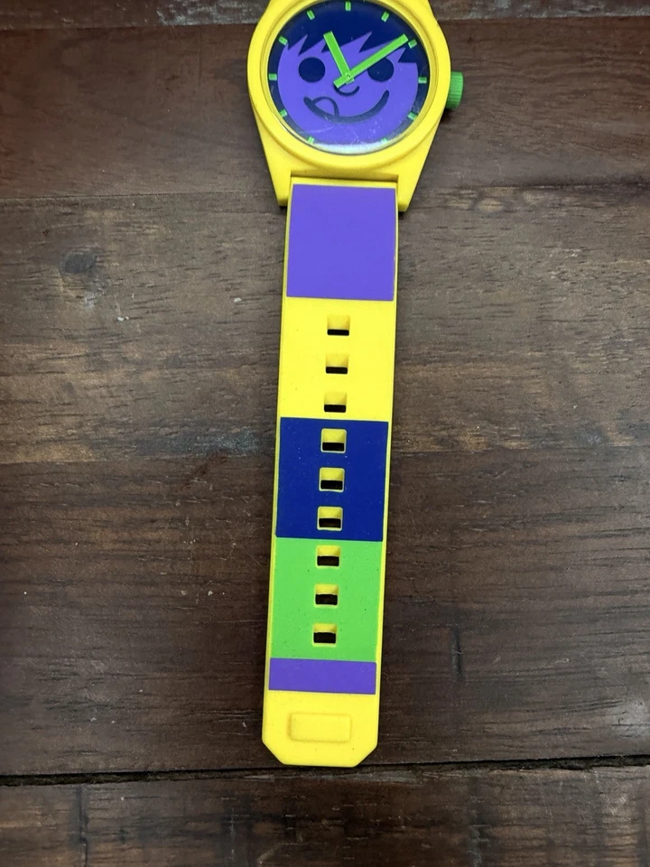 Raro Reloj de Cuarzo Diario NEFF Amarillo Púrpura Verde Azul 5ATM 42mm Batería Nueva Foto 2 de 4