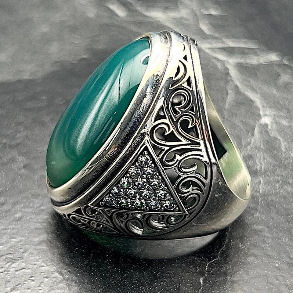 Men’s Handmade Silver Ring With Green Agate, Oval Aqeeq Gemstone, Vintage Style - Image 4 of 4
