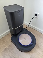 iRobot Roomba s9+ Premium Robot Vacuum + Clean Base Automatic Dirt Disposal