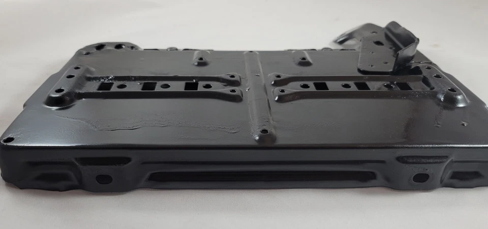  Bandeja Batería Mercedes w123 240D 300D TD CD Excelente Acabado Negro Foto 3 de 4