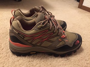 north face women's hiking boots
