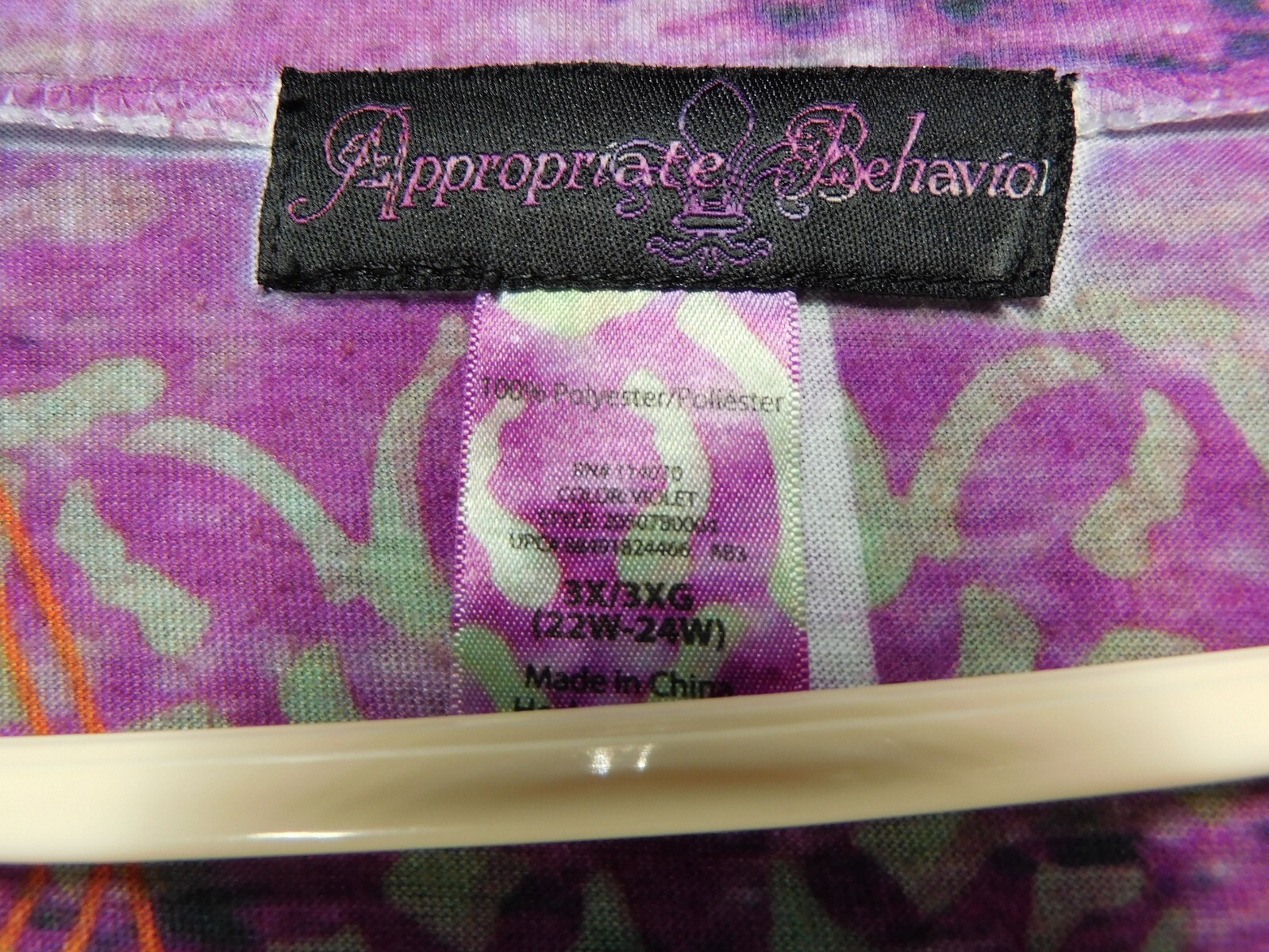 Appropriate Behavior Womens Plus Short Sleeve Vio… - image 5