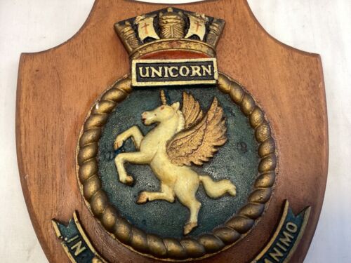 H.M.S EINHORN METALLWANDPLAKETTE / SCHILD AUF HOLZSOCKEL (HANDBEMALTE VERSION) - Bild 2 von 10