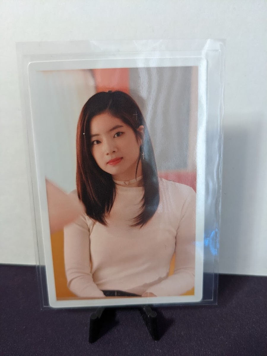 TWICE/MERRY＆HAPPY/MONOGRAPH/トレカ！ s-l1200.jpg
