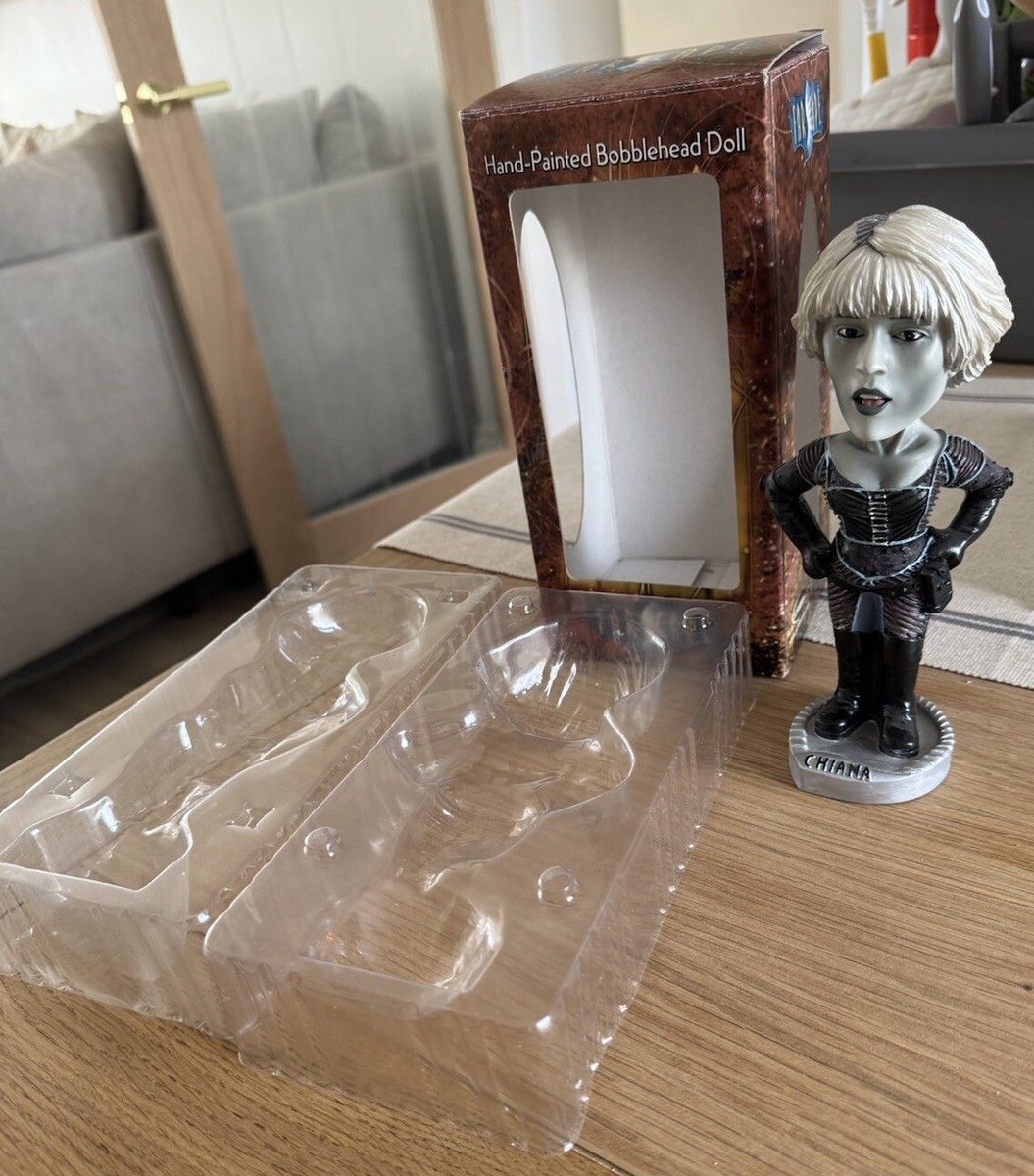 Farscape Hand-painted Bobblehead Doll 'Chiana' Ceramic Collectable