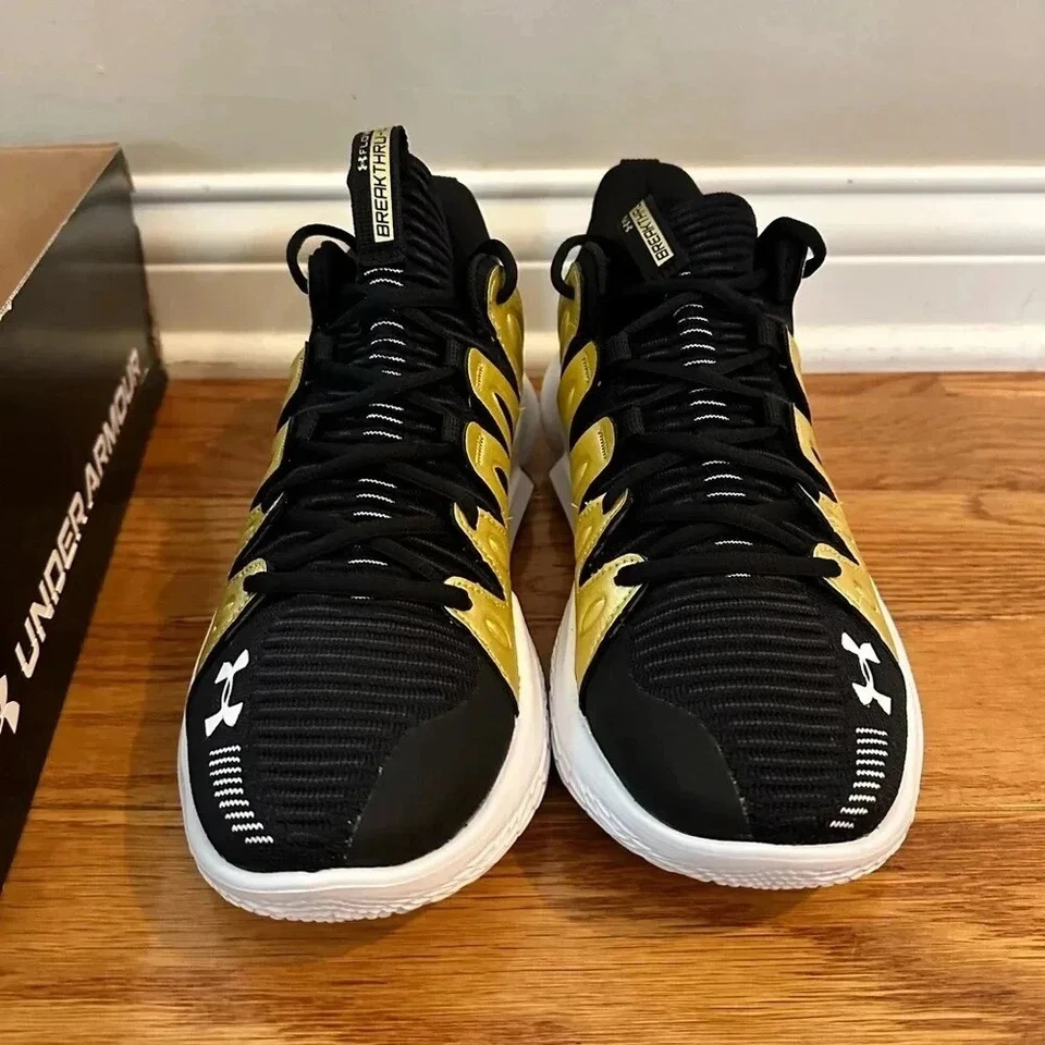 Nuevo Under Armour Flow Break thru zapato de baloncesto sensible para mujer talla 8 $125 Foto 4 de 4
