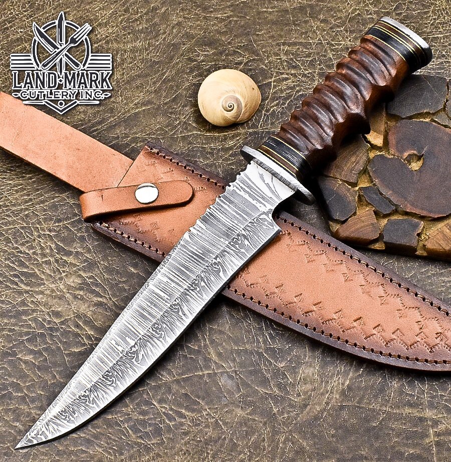 Handmade Damascus Steel Hunting Bowie Knife with Custom Handle