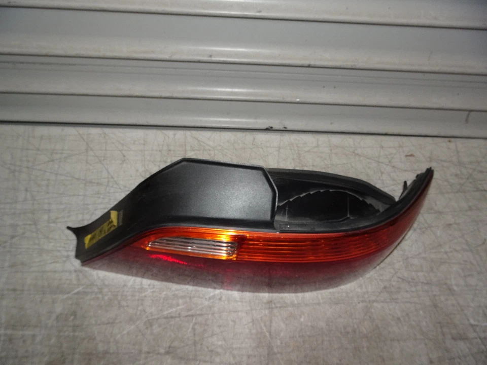 Luz trasera pasajero derecho Acura TL 1999-2001 OEM COMPLETA PROBADA DE FÁBRICA Foto 4 de 4