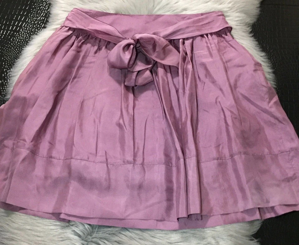 Preciosa Falda Tara Jarmon Talla 42 Lavanda Púrpura Cintura Detalle Corbata ¡Súper Linda! Foto 3 de 4