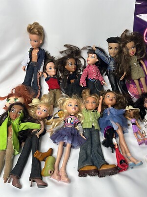 Vintage Bratz Dolls Bundle w/ Bratz Boys Clothes, Shoes & Accessories