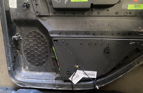 💥OEM 2013 - 2018 RAM Laramie Limited Black Left Rear Interior Door Trim Panel - Foto 8 di 8