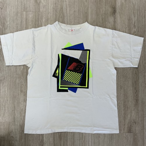 Vintage 90’s New Balance Logo Tee- Sz Lg Running Shoes Sneakers Single Stitch