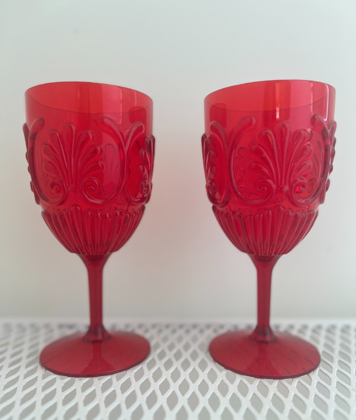 Set of 2 Le Cadeaux Fleur Collection Polycarbonate Wine Goblets 7.5