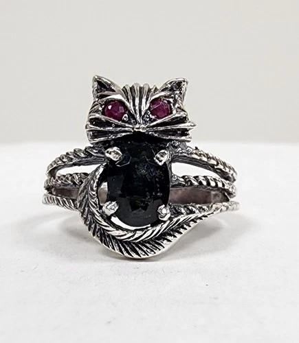 Vintage Sterling Silver 925 Kitty Cat Hugging Oval Onyx & Red Spinel Eyes Sz: 6