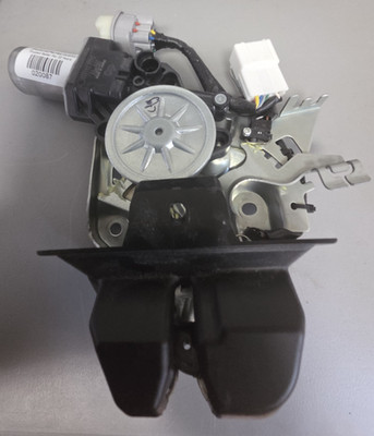 Lexus LS500 GVF55 Rear Trunk Lock Latch Motor 309580-0024 830100-1110 Factory