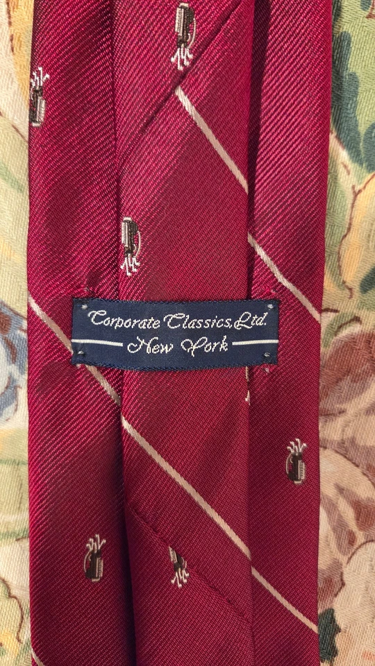 Corbata corta Corporate Classics roja a rayas golf novedad 100 % seda Foto 3 de 4
