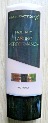 Max Factor Lasting Performance Touch-proof Foundation 110 Honey 35ml