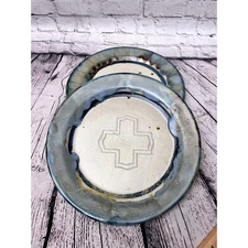 Praise God Rob Signed Handcrafted Pottery Plate Set of 2 Signed Cross Design
