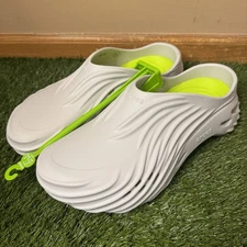 Crocs Echo Wave Atmosphere Men’s Size 12 Sandals Slides 210521-1FT NEW