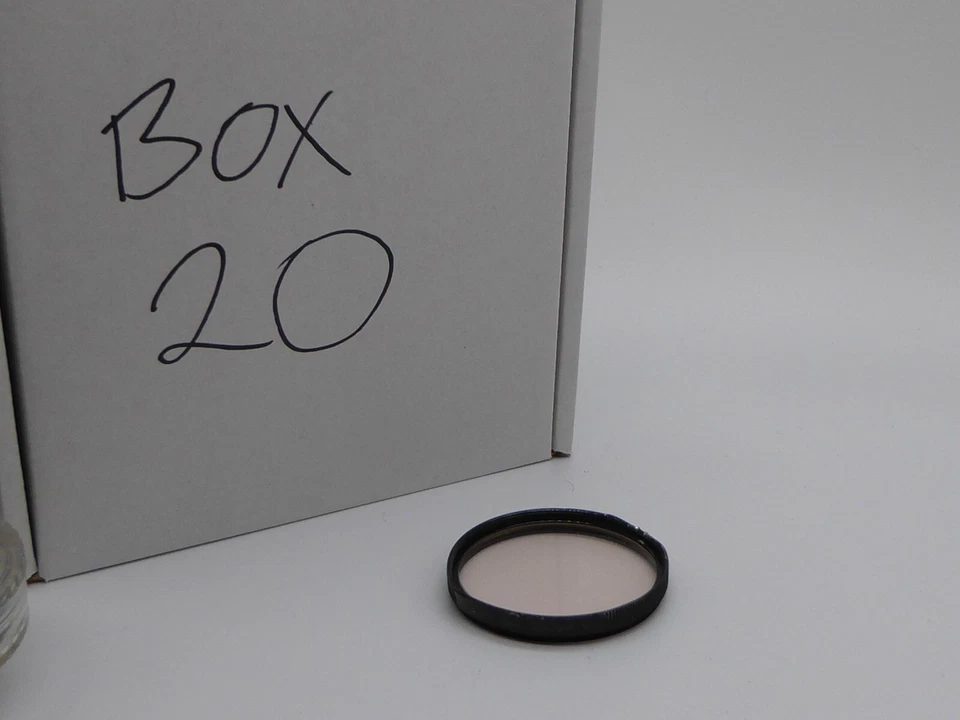 Canon 55mm Skylight 1x Camera Lens Filter optics still great  slight damaged rim - Image 4 of 4