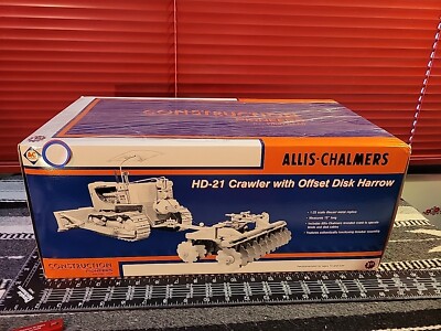 Allis Chalmers HD-21 w/ Offset Disk Harrow 1/25 Diecast Dozer by