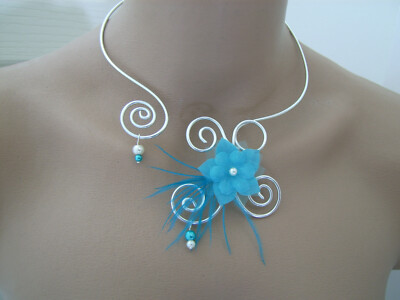 Collier Fantaisie Bleu Turquoise, Argenté Et Blanc - Fleur, Pour Mariage Ou Soirée