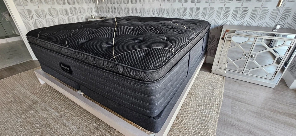 colchón king negro sealy Foto 2 de 3