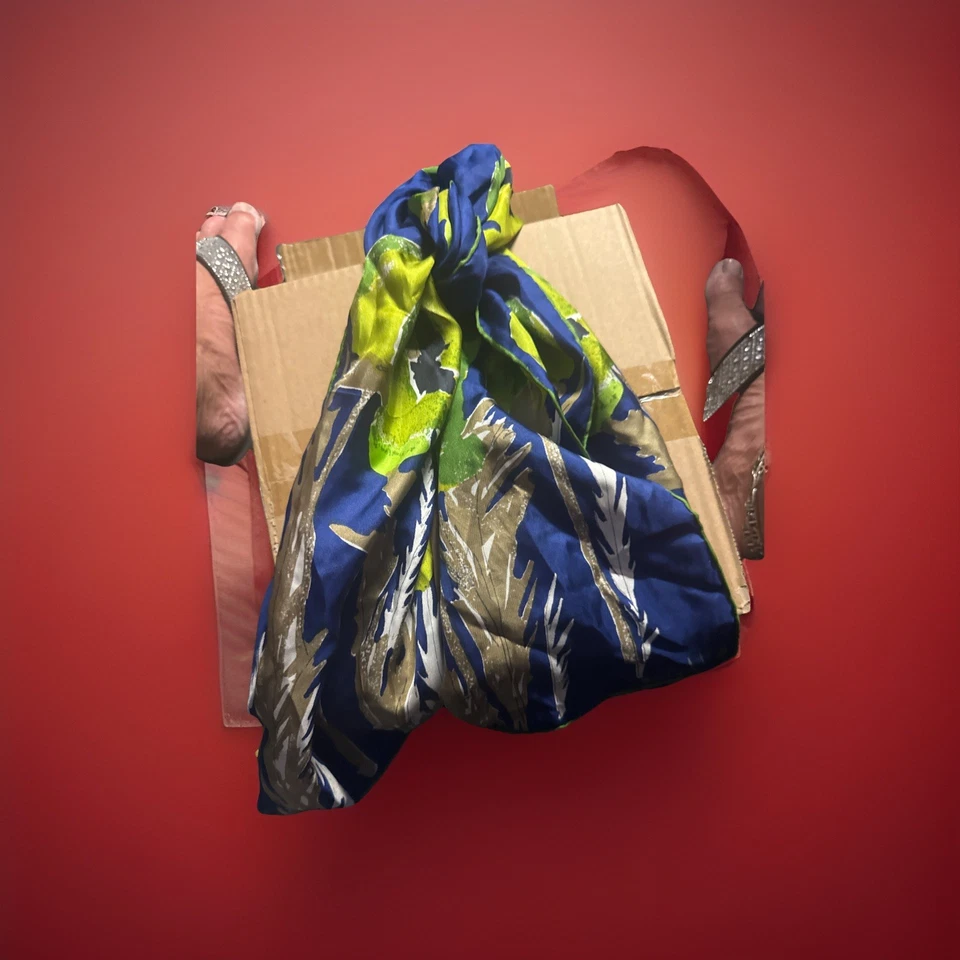 Vintage Authentic Vera Poppy  Scarf Hand Rolled - Image 2 of 4