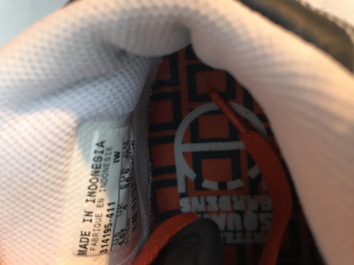 EUC Nike Air Force 1 Mid (GS) Madison Square Garden Size US EUC Nike Air Force 1 Mid (GS) Madison Square Garden Size US