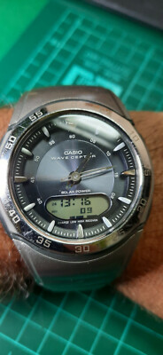 Vintage Casio WVA-300 Wave Ceptor Illuminator World Time Watch Japan Y ANA-DGT