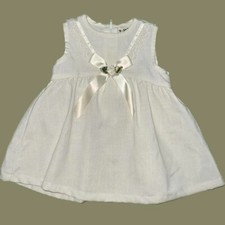 VINTAGE KIDS WHITE DRESS  comes with the dress and a jacket 