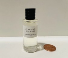 Cologne Blanche Dior 香水- 一款2004年中性香水