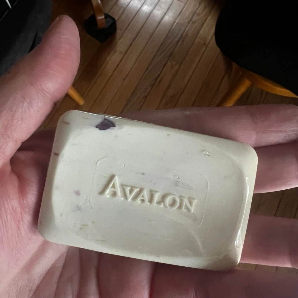 Avalon Organics Bar Soap 24 Pack Lavender Pure Glycerin Soap - Image 2 of 3