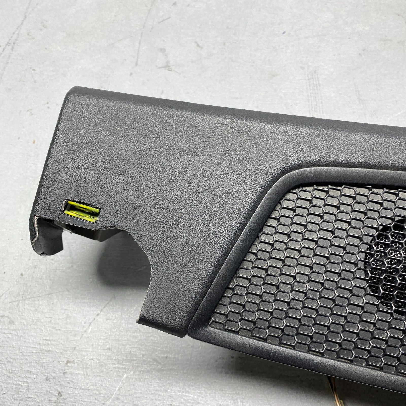 2018 Lamborghini Huracan Right Dashboard A-Pillar W/ Speaker 4T0867272B