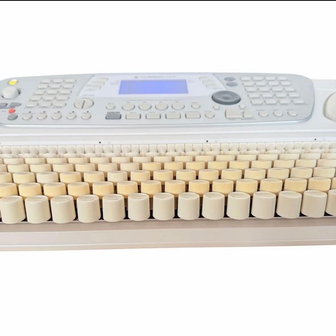 CHROMATONE CT-312 71 Key Synthesizer Electronic Keyboard CT312