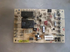 Honeywell ST9160B1084 Furnace Control Circuit Board 24VAC 50/60Hz #29