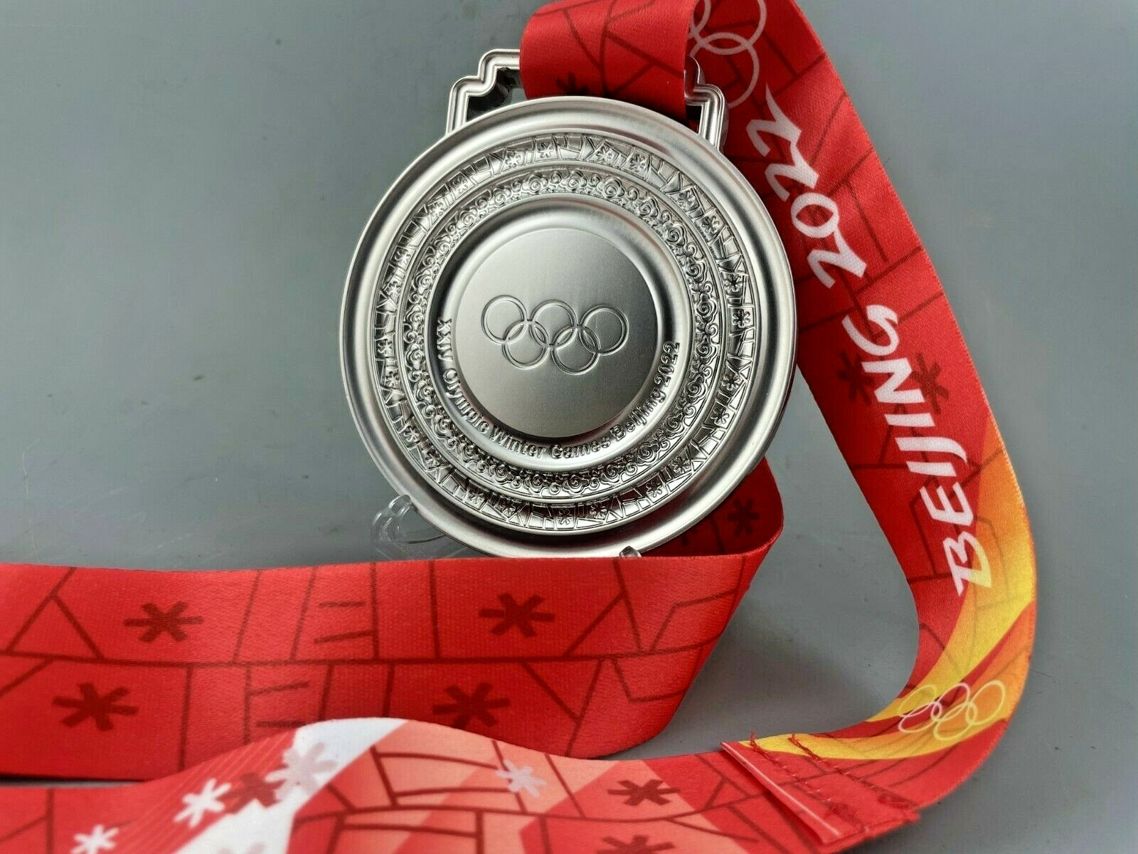 2022 Beijing China Winter Games Commemorative Silver Medallion 3.5" x 5/8" 11 oz
