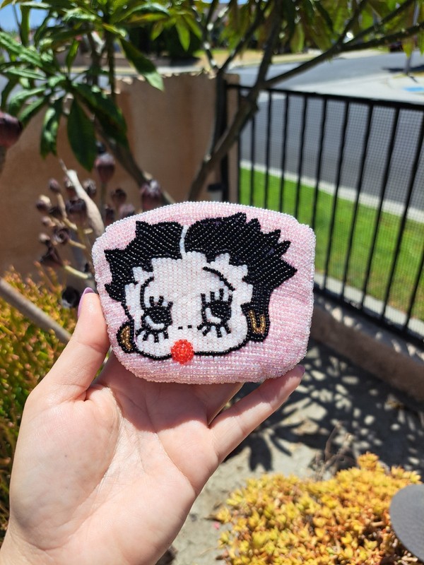 Beautiful Betty Boop Viral Pink Beaded Coin Pouch Purse