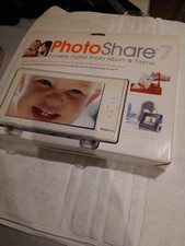 Photoshare 7 Portable Digital Photo Album And Frame 7" LCD Screen DAF7PL NEW