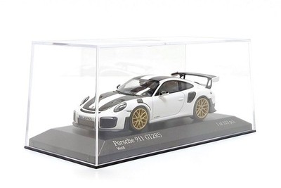 Minichamps 1:43 Porsche 911 GT2 RS (991.2) in White / Gold Wheels