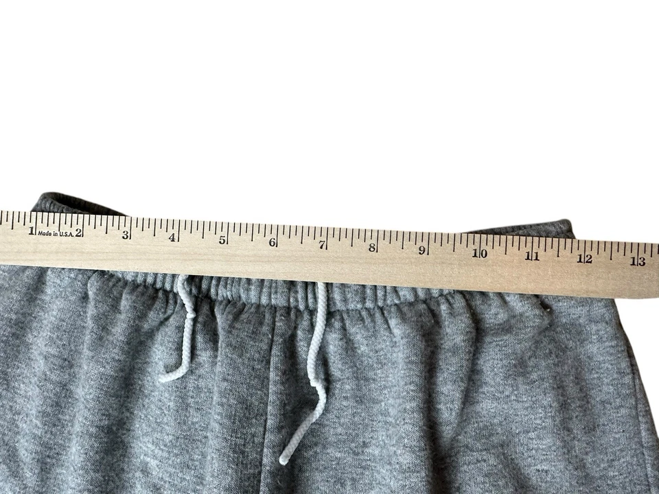 复古 SAN ANTONIO SPURS NBA 灰色黑色短裤 青少年 XL 码 美国制造 — 第 4/4 张图片