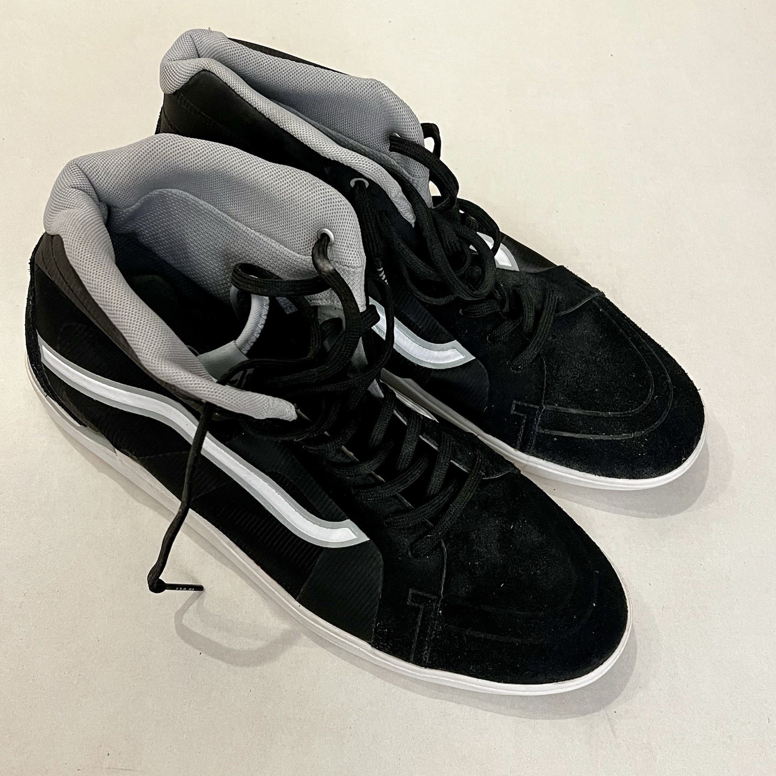 - Size 12 - Nwot - Vn-0ua2x7h-men