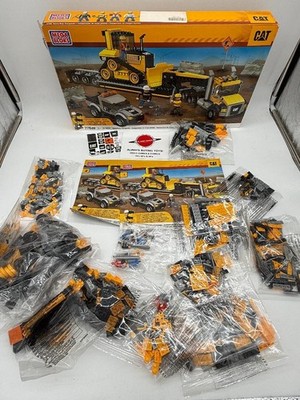 Caterpillar Heavy Duty Transport 97800 Mega Bloks CAT Set Unused Complete