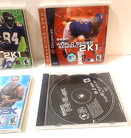 Sega Dreamcast Game Lot of 8 Crazy Taxi, NFL, Baseball, NHL 2k Plus More